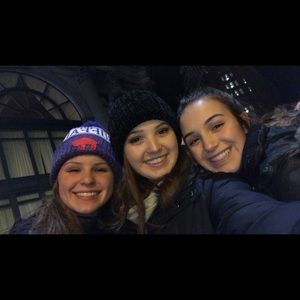 Meet your Posher, Maria